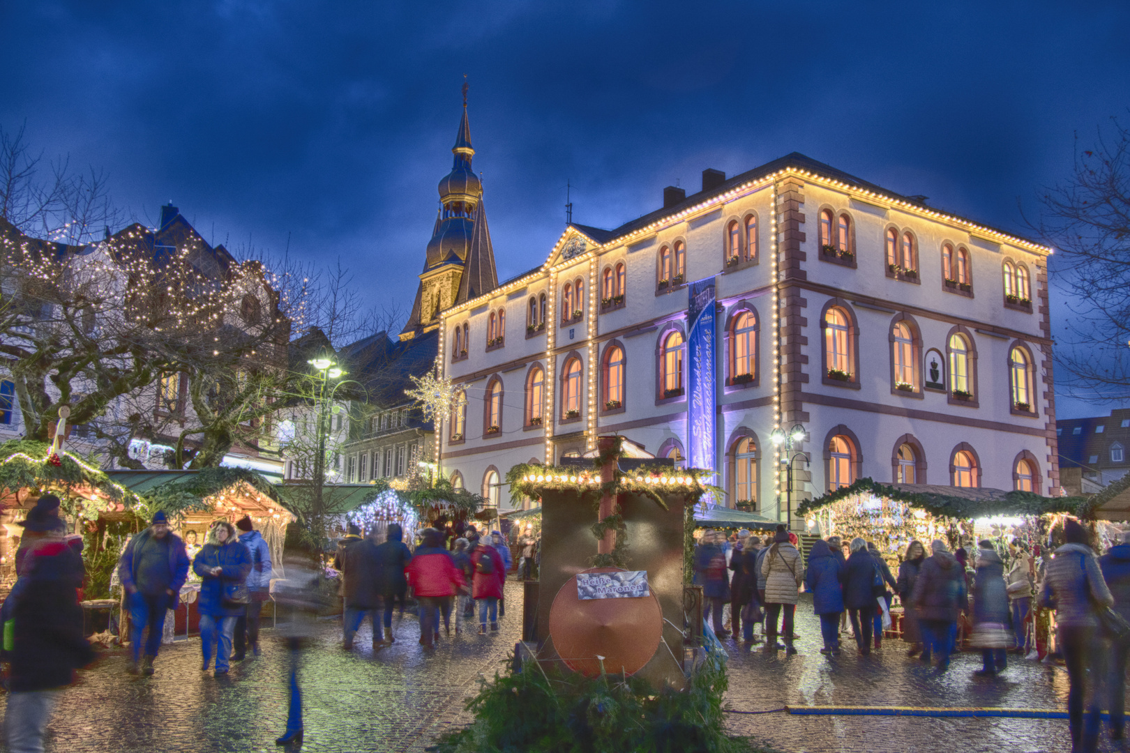 Weihnachtsmarkt St.Wendel Foto & Bild abendstimmung, dom, basilika Weihnachtsmarkt St.Wendel Foto & Bild abendstimmung, dom, basilika