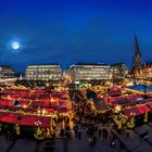 Weihnachtsmarkt vor dem Hambuger Rathaus