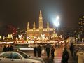 Weihnachtsmarkt Wien Rathaus-Viena Ayuntamiento by inoxbany 