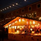 Weihnachtsmarktstand auf dem Rathausinnenhof in Münster