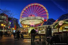 Weihnachtsriesenrad ... alles dreht sich ...