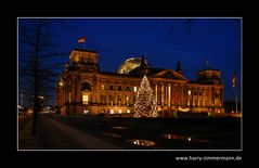 Weihnachtsstimmung am Reichstag