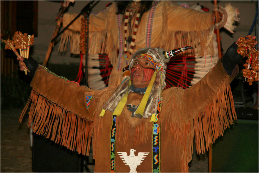 Weihnachtstanz der Sioux ...