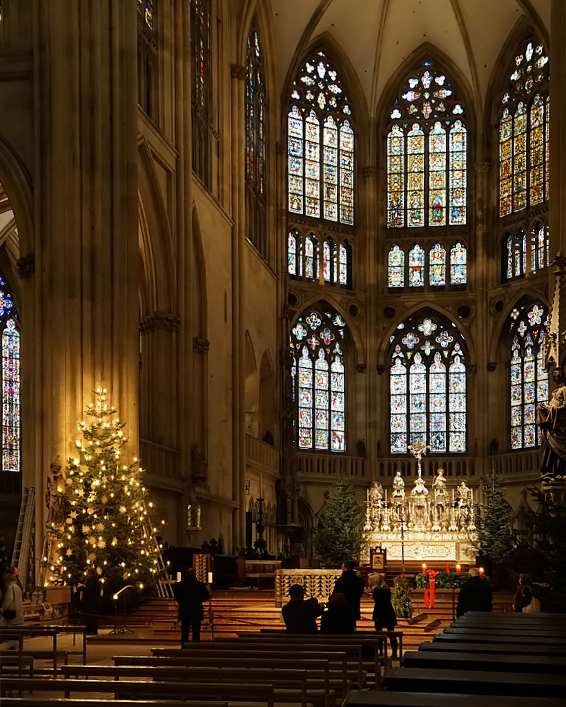 Weihnachtsvorbereitungen im Regensburger Dom