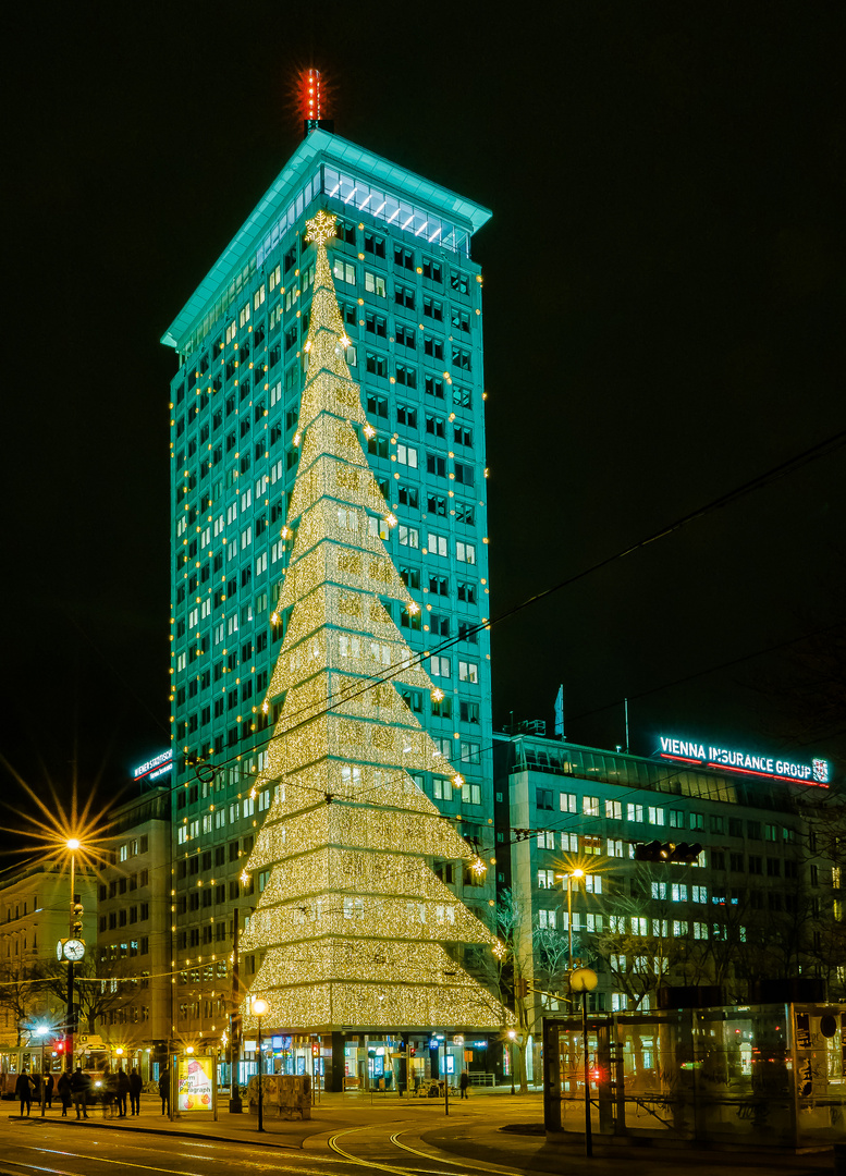 Weihnachtszeit am Ringturm