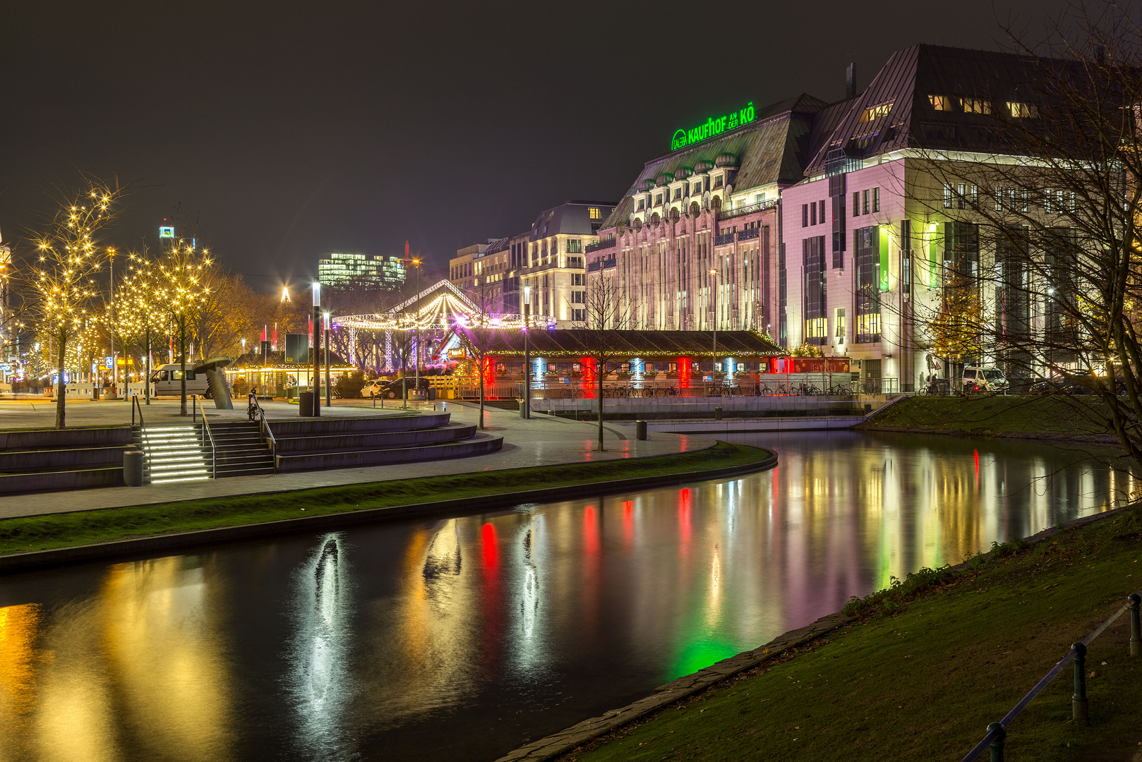 Weihnachtszeit an der Kö Foto & Bild | europa, architektur ...