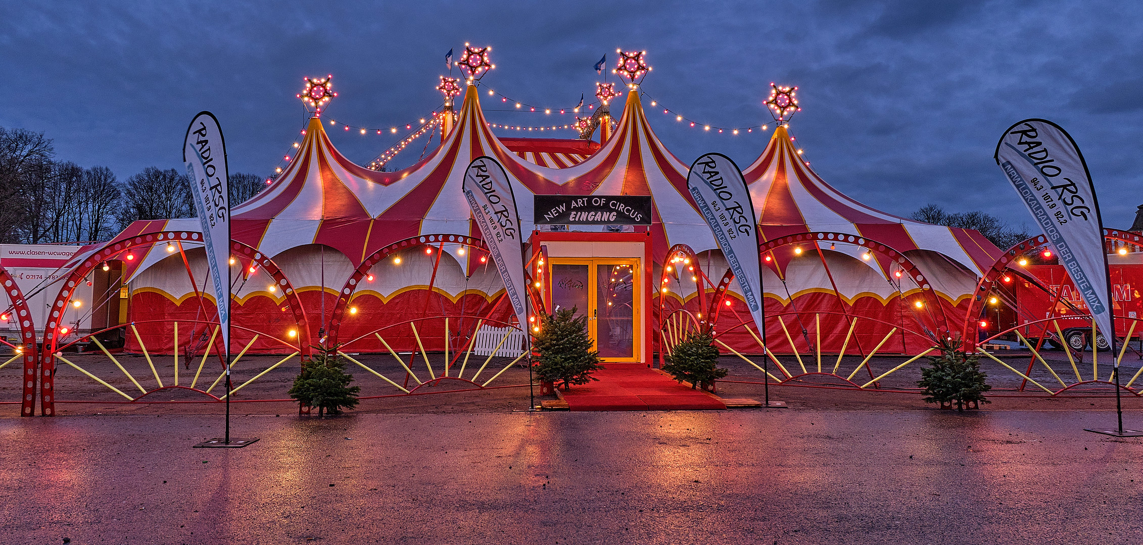 Weihnachtszirkus in Remscheid Schützenplatz-1-(31.12.2022)