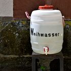 Weihwassertanke