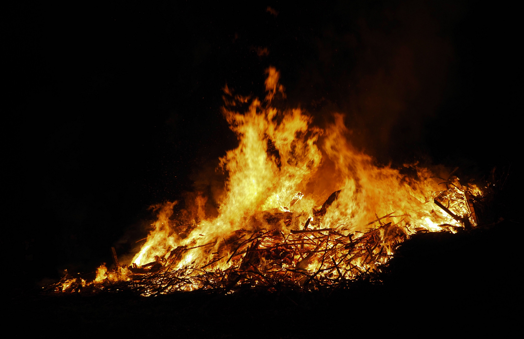 Weil es kalt werden soll ein Feuerchen für euch...