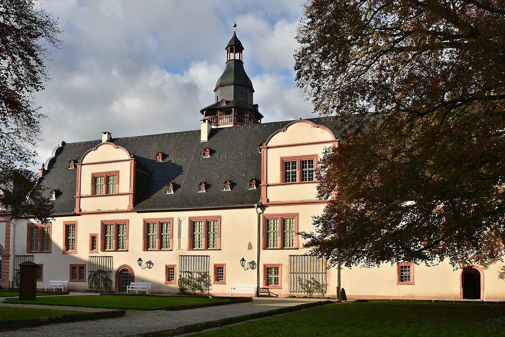 Weilbuger Schloss 01