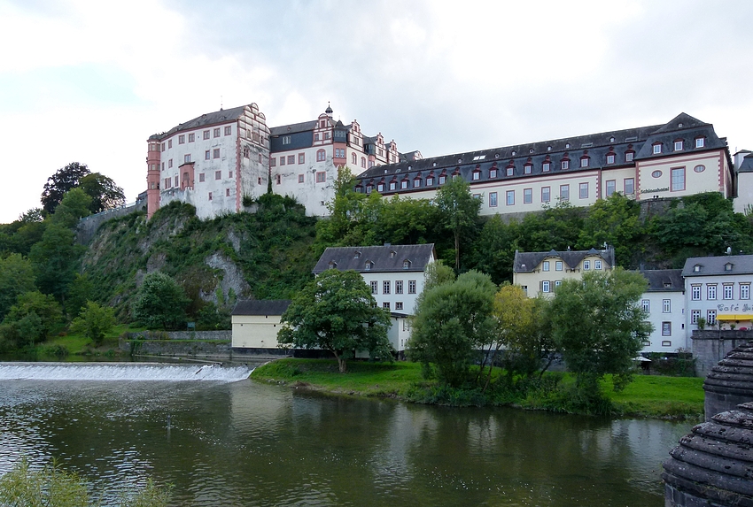 ...Weilburger-Schloss-Ansichten...