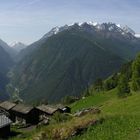 Weiler Hohstettu mit blick ins Saastal und auf die Mischabelgruppe