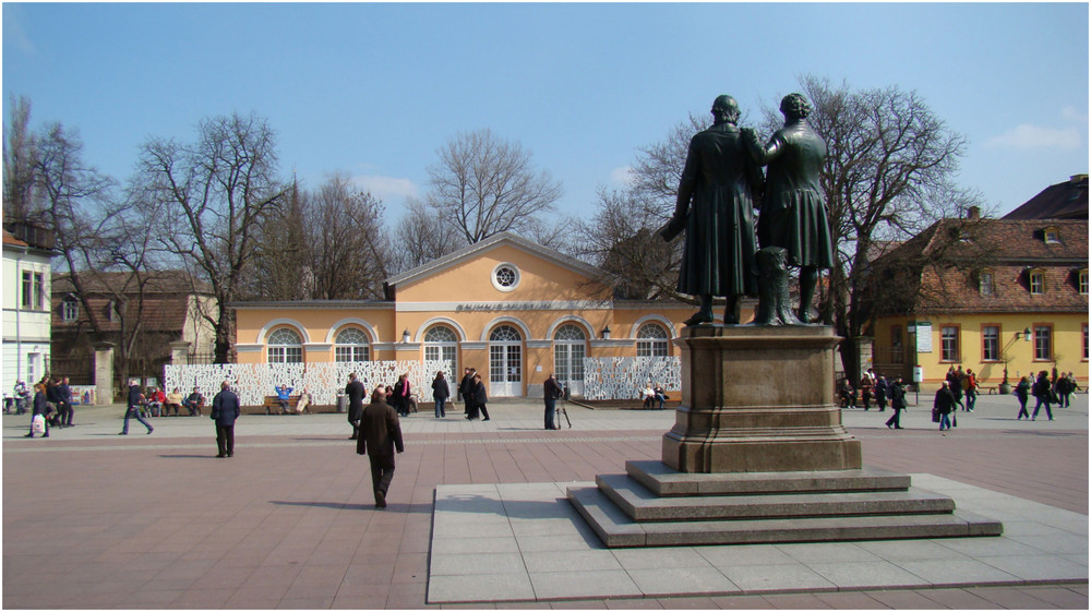 Weimarer Theaterplatz im Frühling