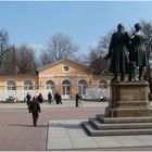 Weimarer Theaterplatz im Frühling