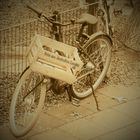 Wein - Lieferservice / Transport - Fahrrad mit Holzkiste