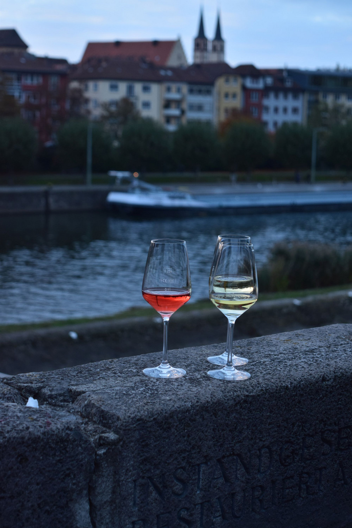 Wein und Wasser