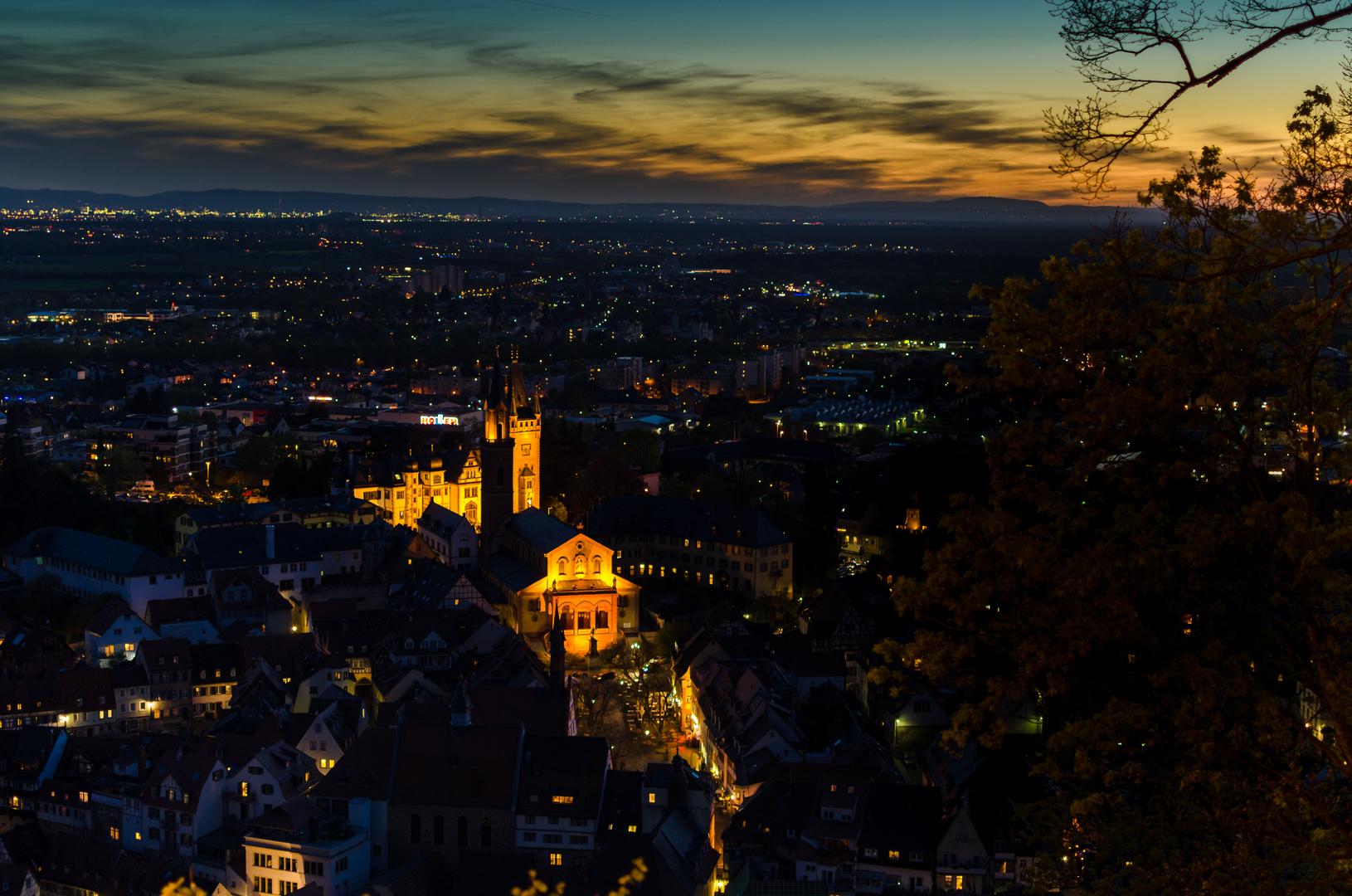 Weinheim am Abend