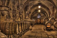 Weinkeller im Kloster Eberbach [HDRI] / wine cellar at Kloster Eberbach