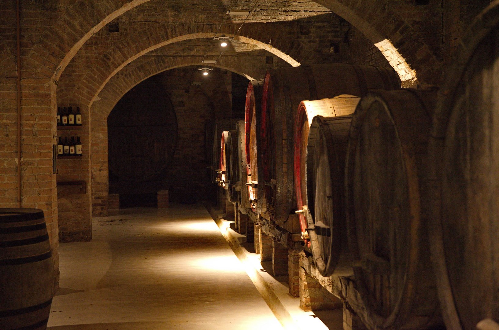 Weinkeller in der Abbazia di Monte Oliveto Maggiore - Toskana