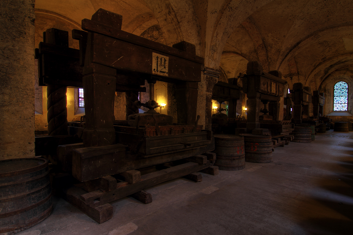 Weinpressen im Kloster Eberbach I