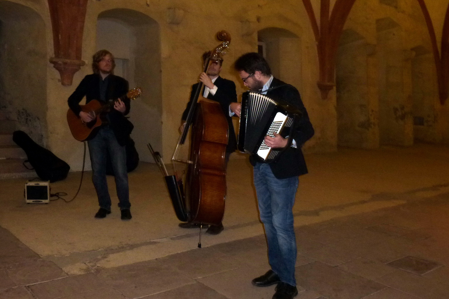 Weinprobe mit Jazzbegleitung im Kloster Eberbach
