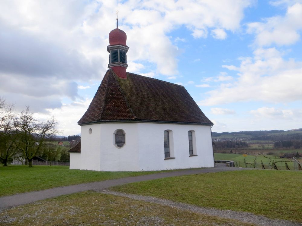 Weinrebenkapelle Hünenberg ...