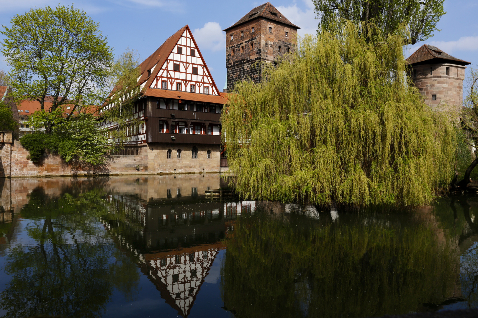 Weinstadl und Wasserturm in Nürnberg