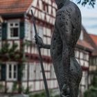 Weinstadt-Stümpfelbach - Fachwerk und Skulptur - Pilger