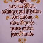 Weiser Schriftzug an einem Fachwerkhaus von Dazumal am Heimenstein in Heiligenstadt