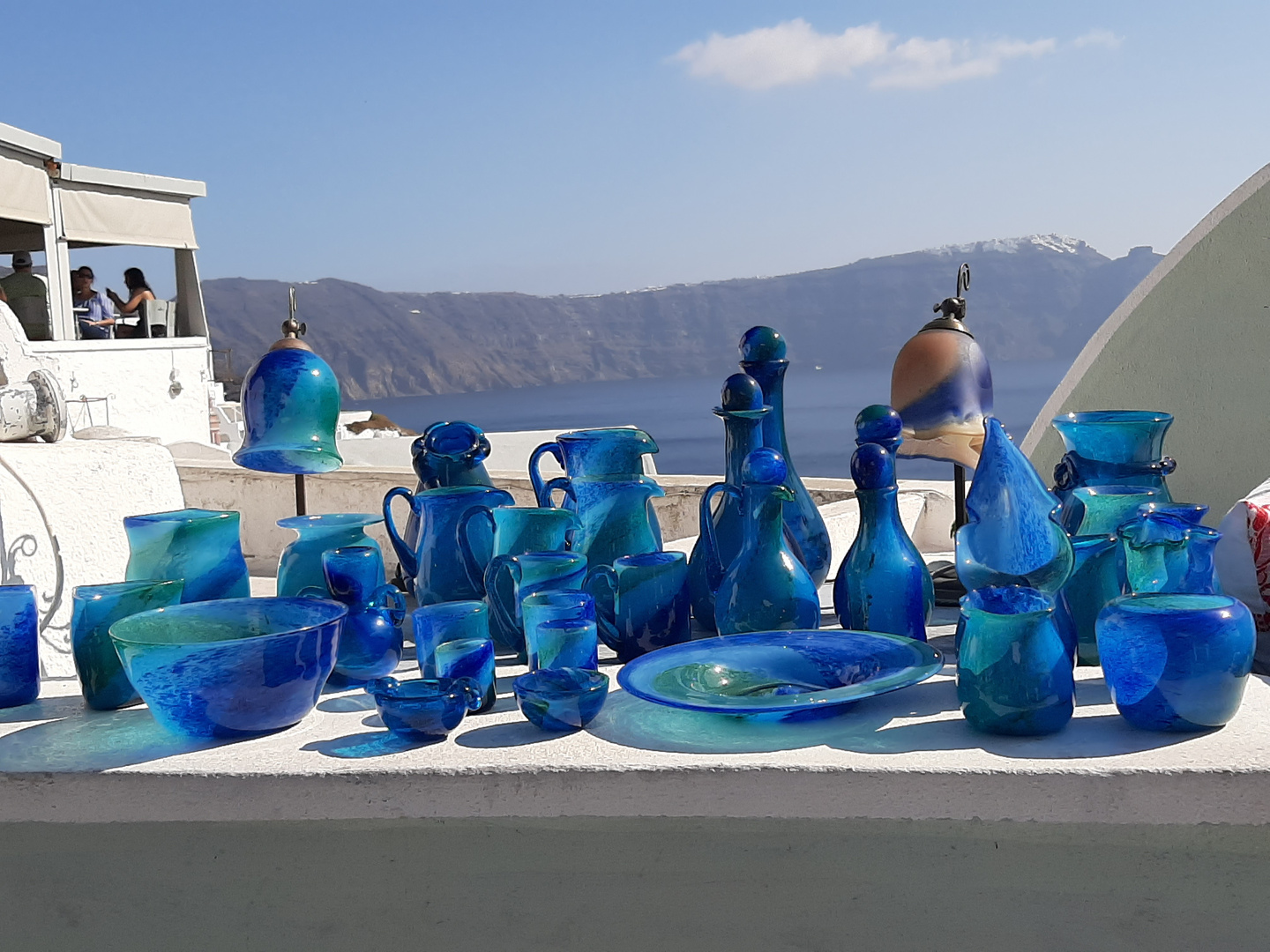 weiß / blau auf Santorini