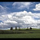 weiß-blauer Himmel