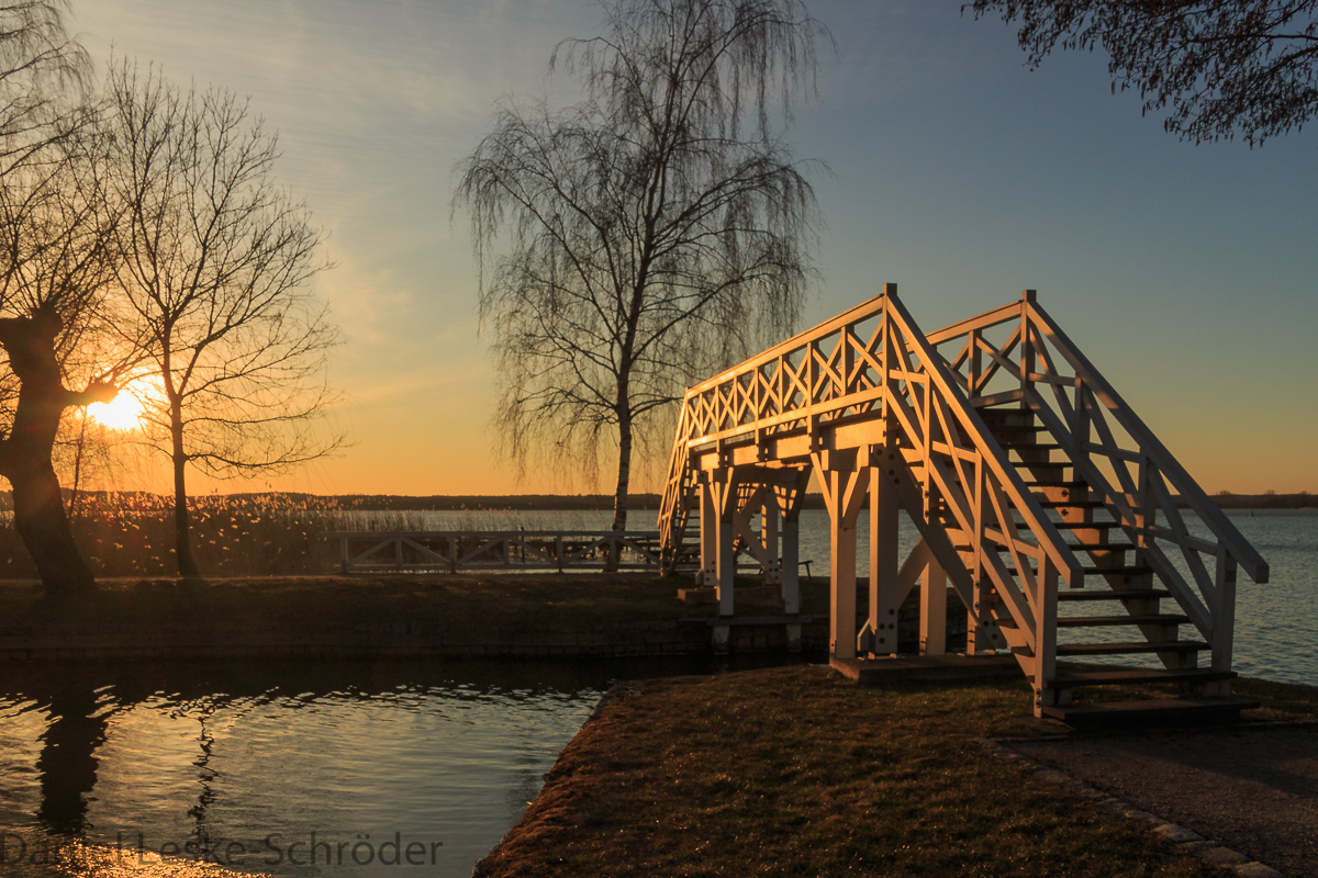 Weiße Brücke