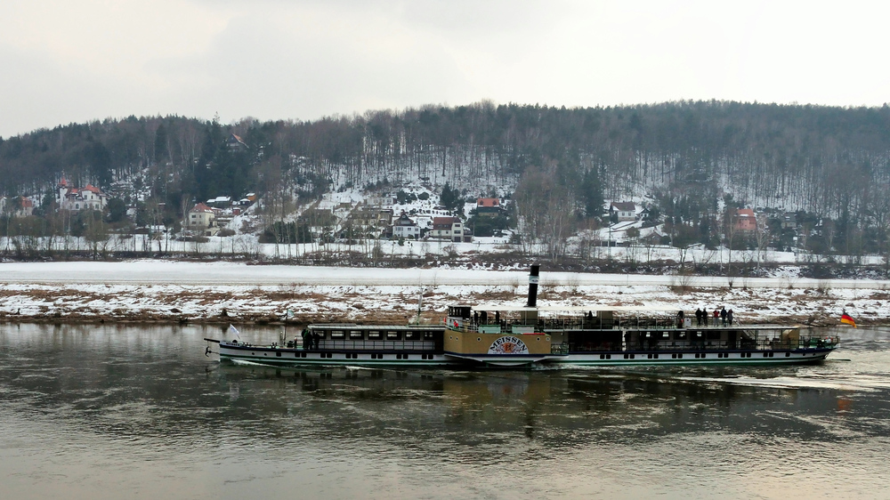 "Weiße Flotte" im wahrsten Sinne des Wortes (Ostern 2013)