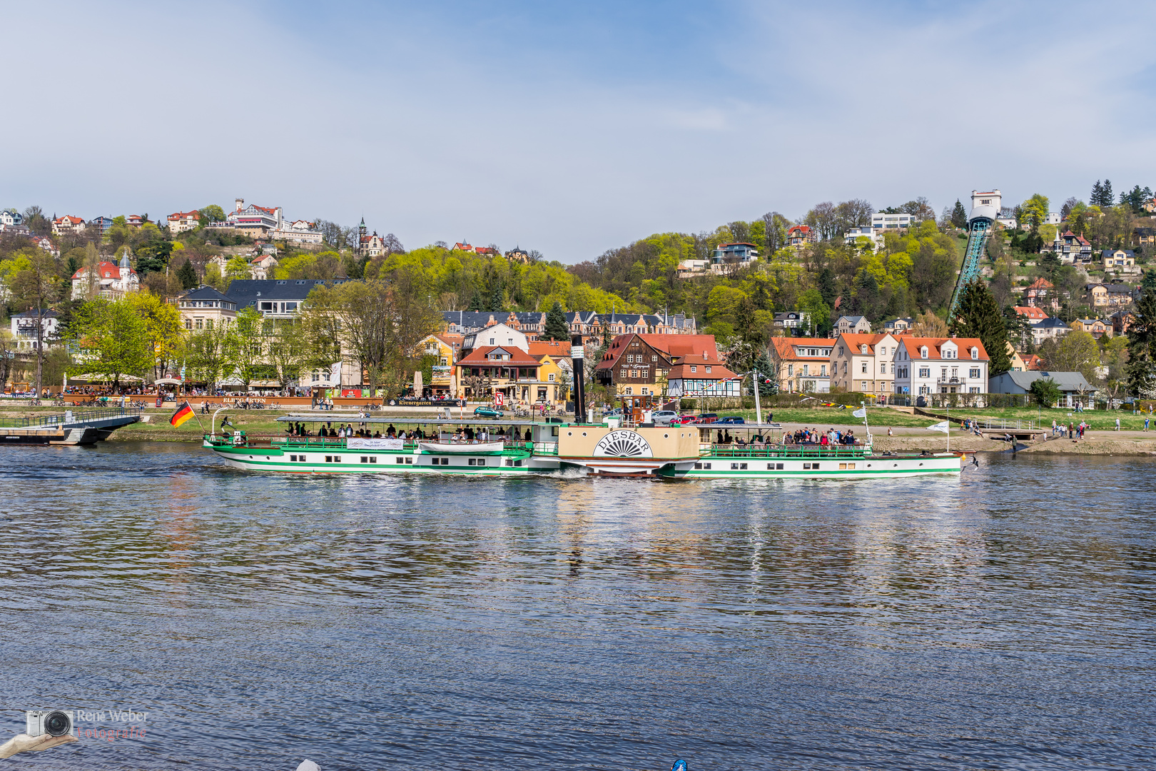 Weiße Flotte in Loschwitz