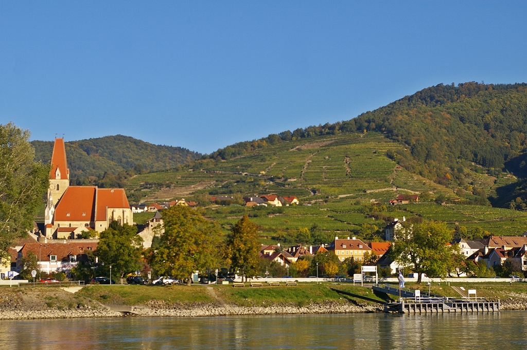 ..Weissenkirchen an der Donau...