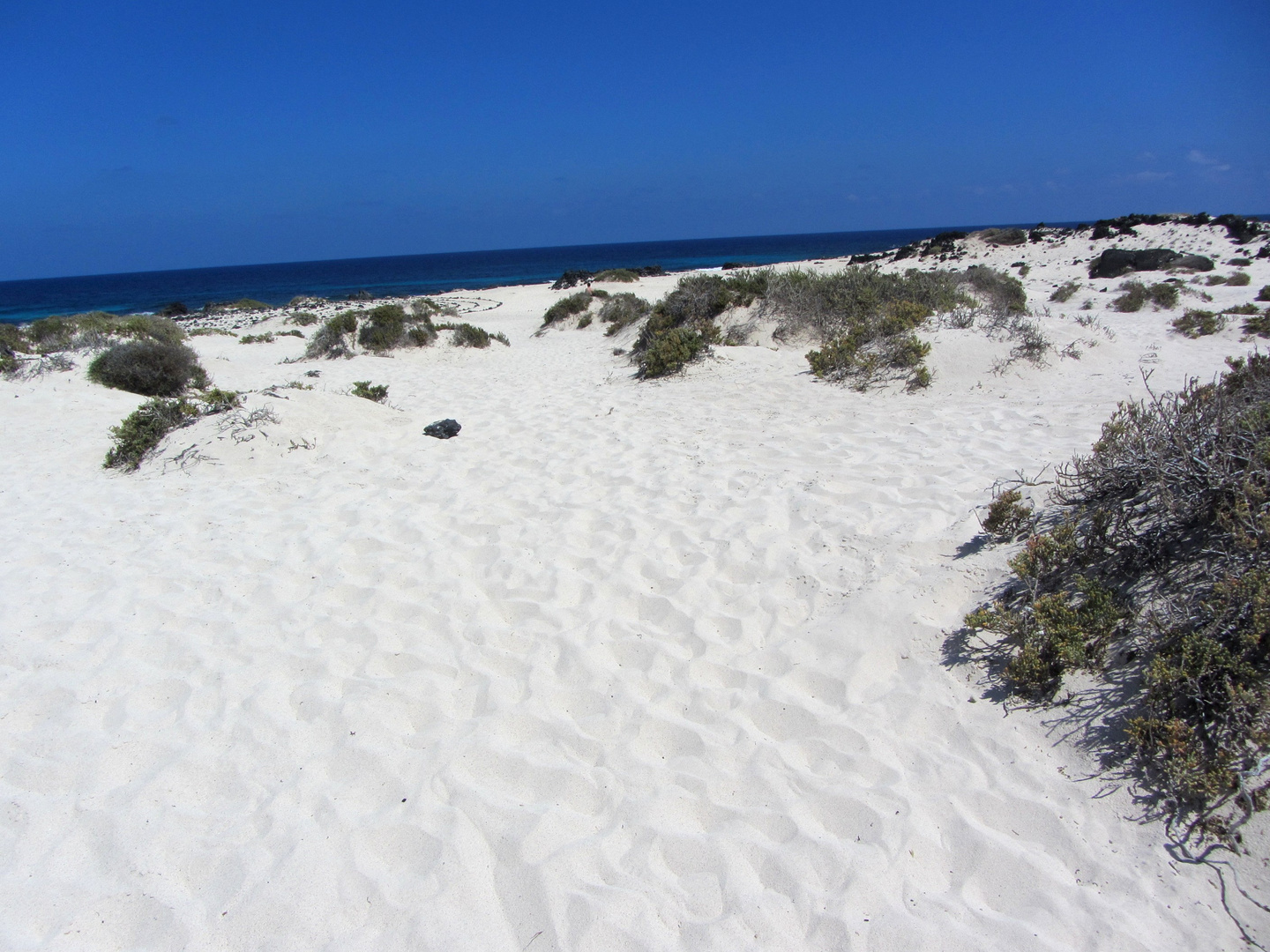 Weißer Strand auf Lanzarote