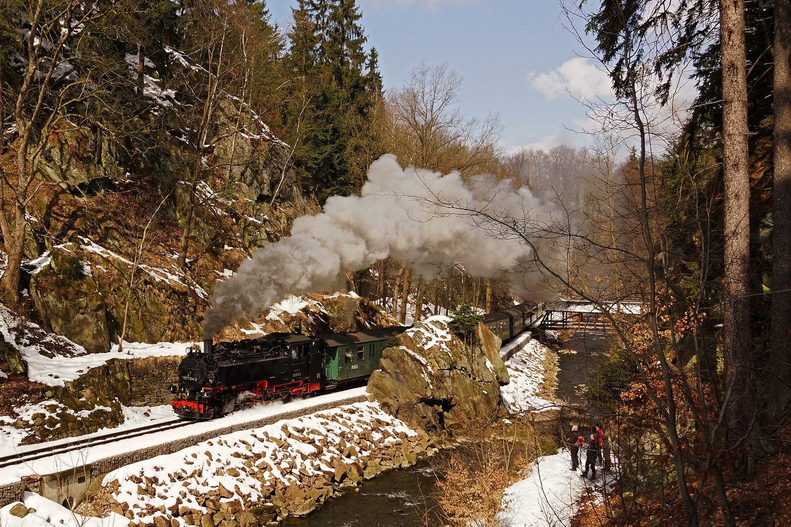 Weißeritztalbahn im April 2013