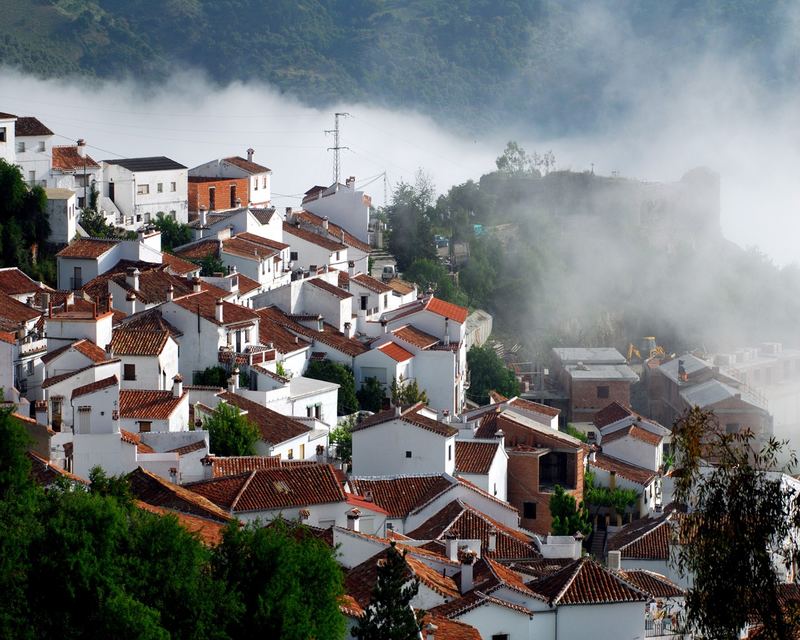 Weißes Dorf in Andalusien