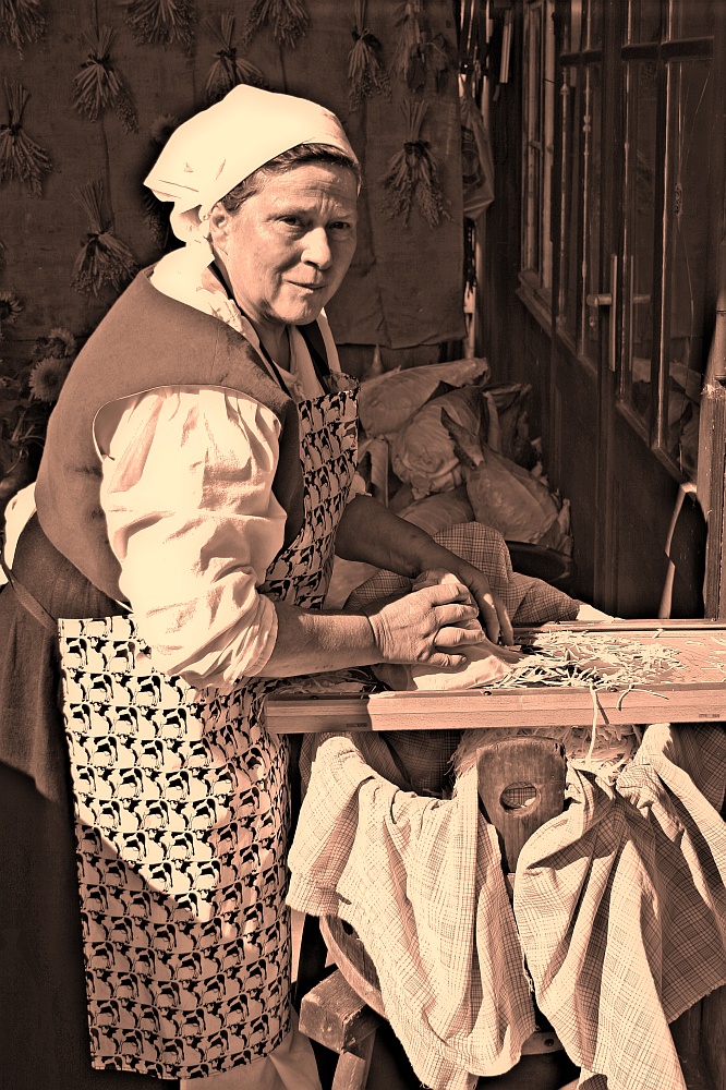 Weißkrautschneiden auf dem Handwerkermarkt Holzgerlingen.