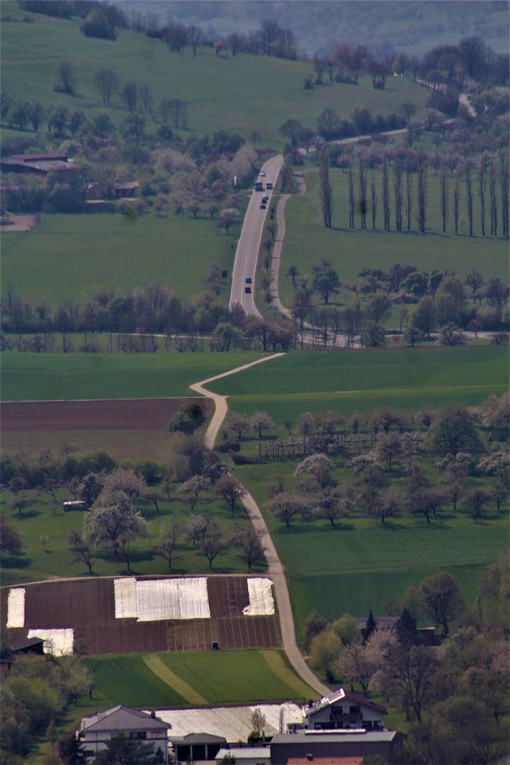 weit von Oben auf s Land geschaut