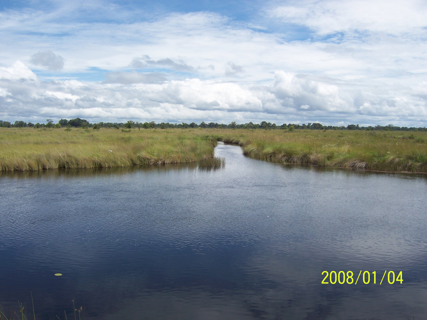 Weita am Rande des Okavango...