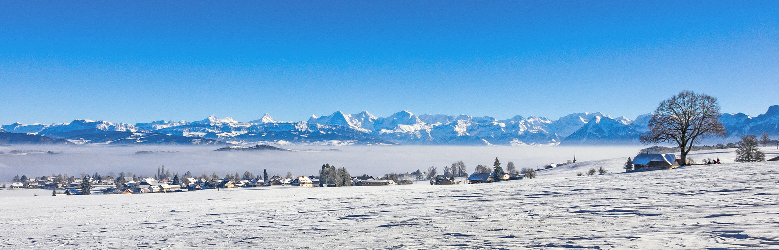 Weitblick in die Berge