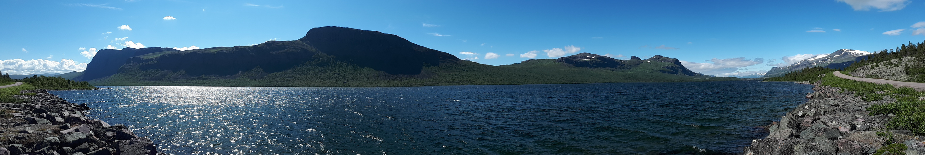 Weite des Nordens im Stora Sjöfallet-Nationalpark...