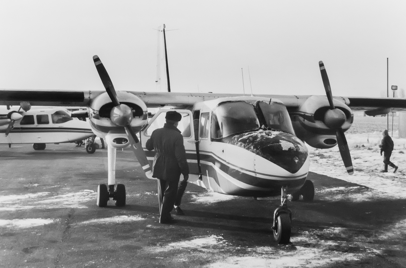 Weiter mit dem Flugzeug