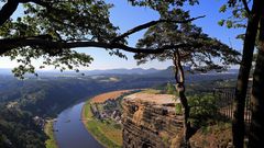 Weitere Variante von der Bastei mit dem gut integrierten vorderen Felsen im neuen Gewandt 