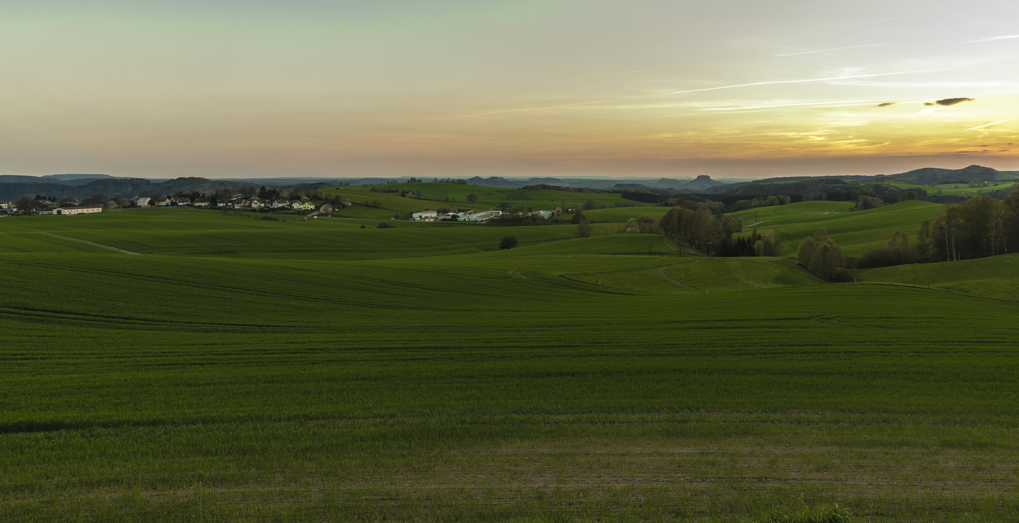 ***     weites grünes land     ***