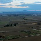 weites Land und blaue Berge