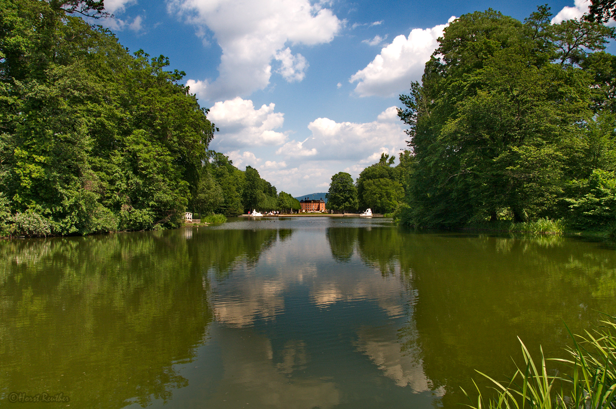 Weitsicht auf das Schloss Schwetzingen