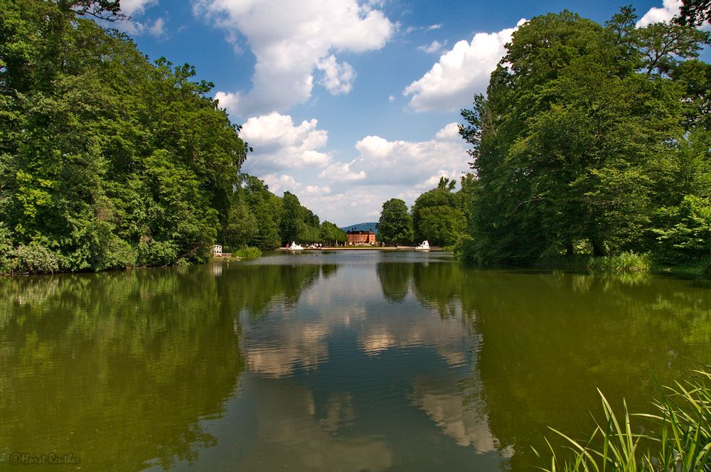 Weitsicht auf das Schloss Schwetzingen