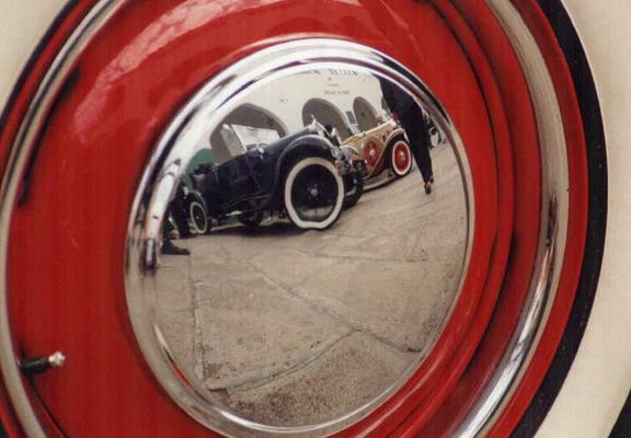 Weitwinkel aus Chrom